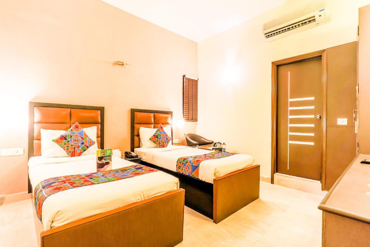 Fabhotel Conclave Boutique Új-Delhi Kültér fotó