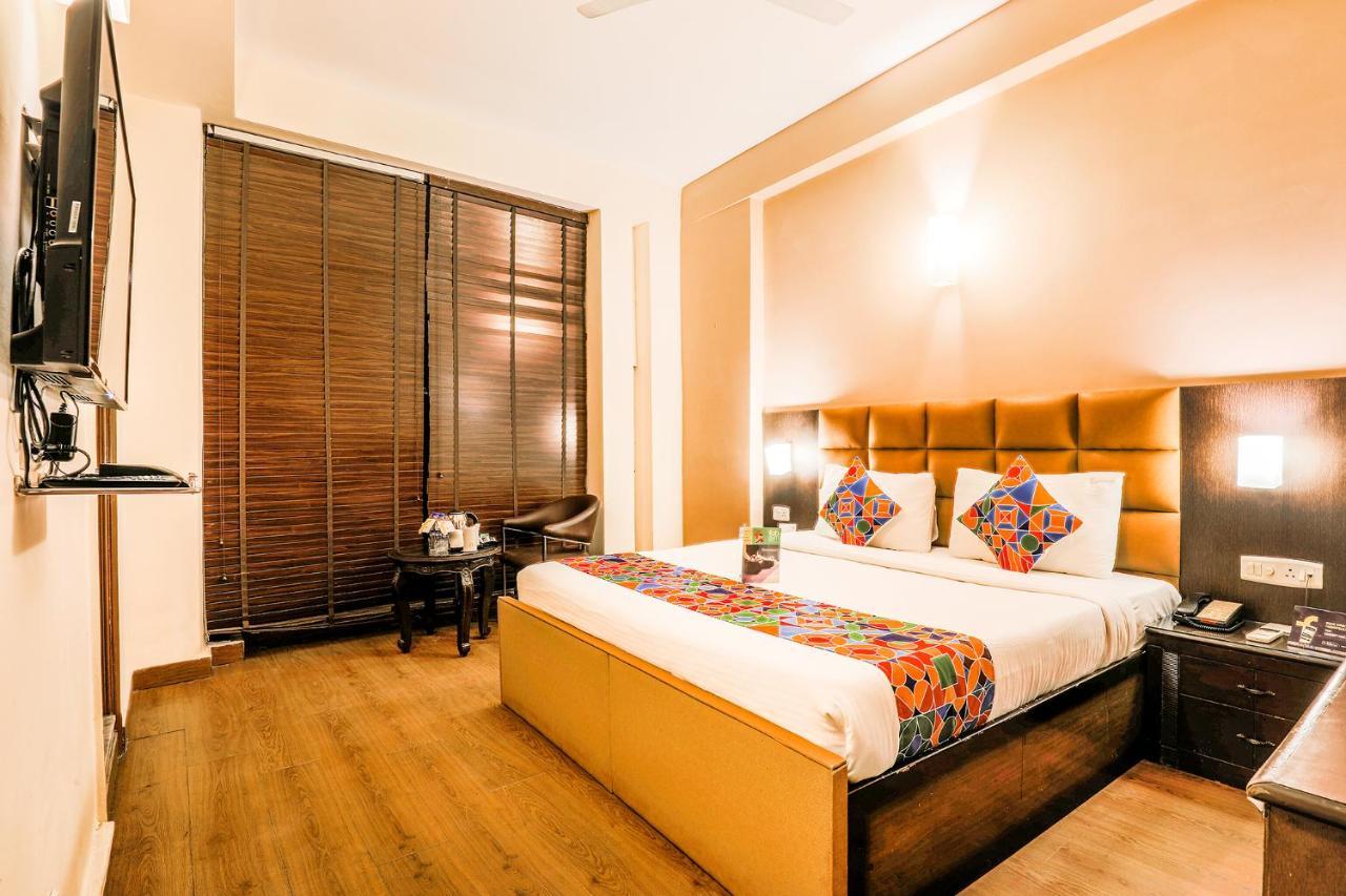 Fabhotel Conclave Boutique Új-Delhi Kültér fotó
