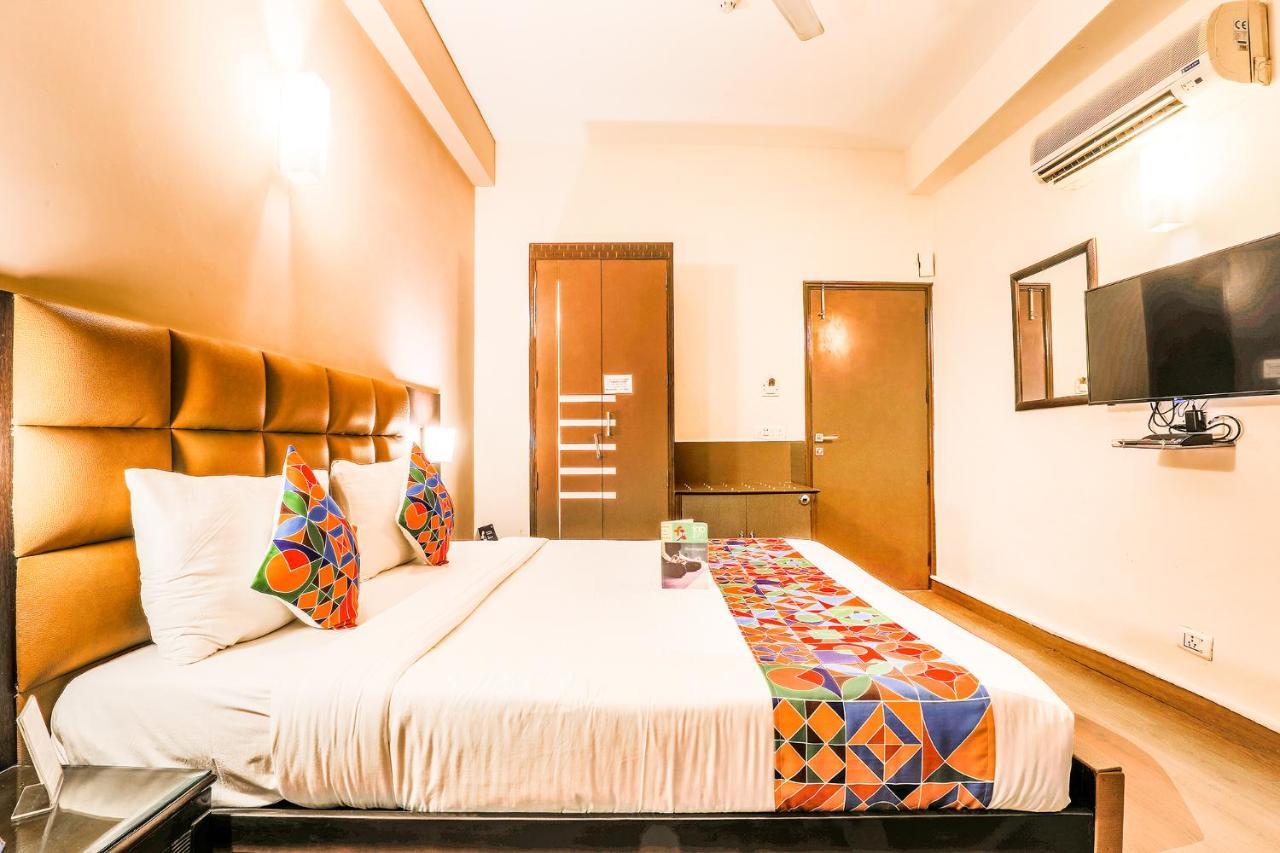 Fabhotel Conclave Boutique Új-Delhi Kültér fotó