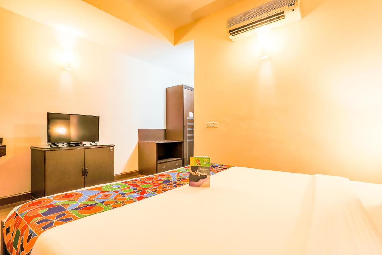 Fabhotel Conclave Boutique Új-Delhi Kültér fotó